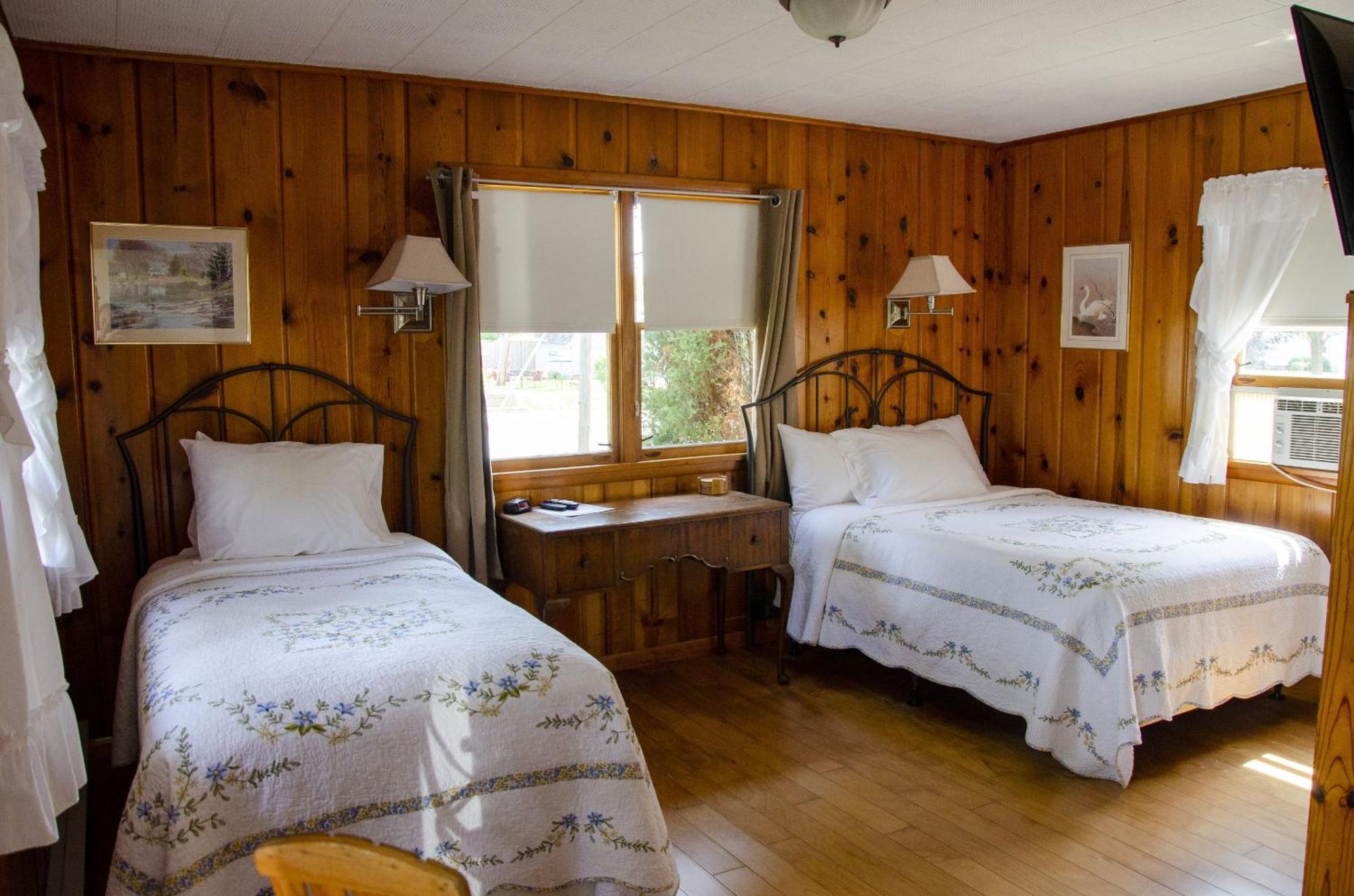 Ludington Blue Spruce Inn 객실 사진