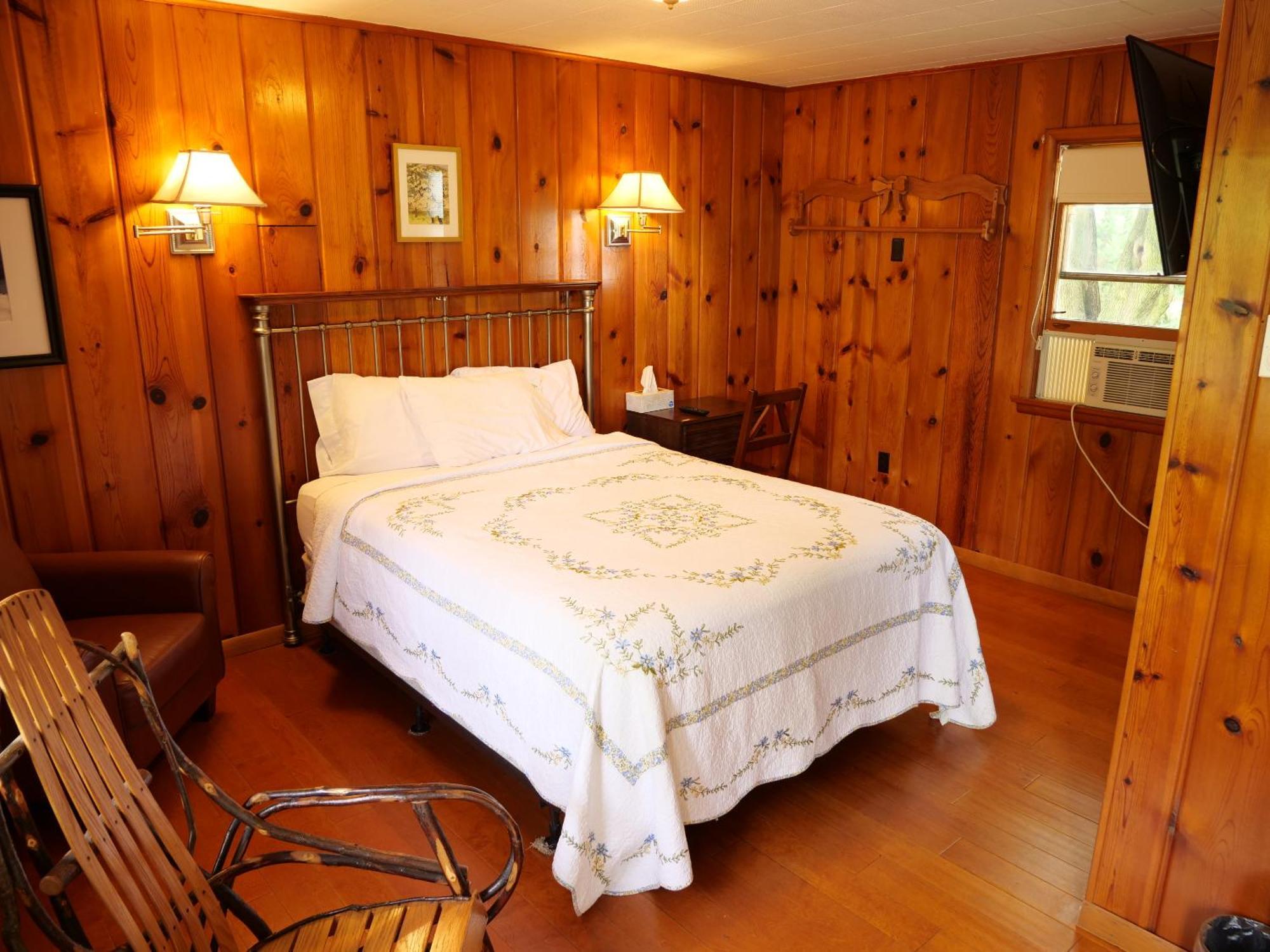 Ludington Blue Spruce Inn 객실 사진