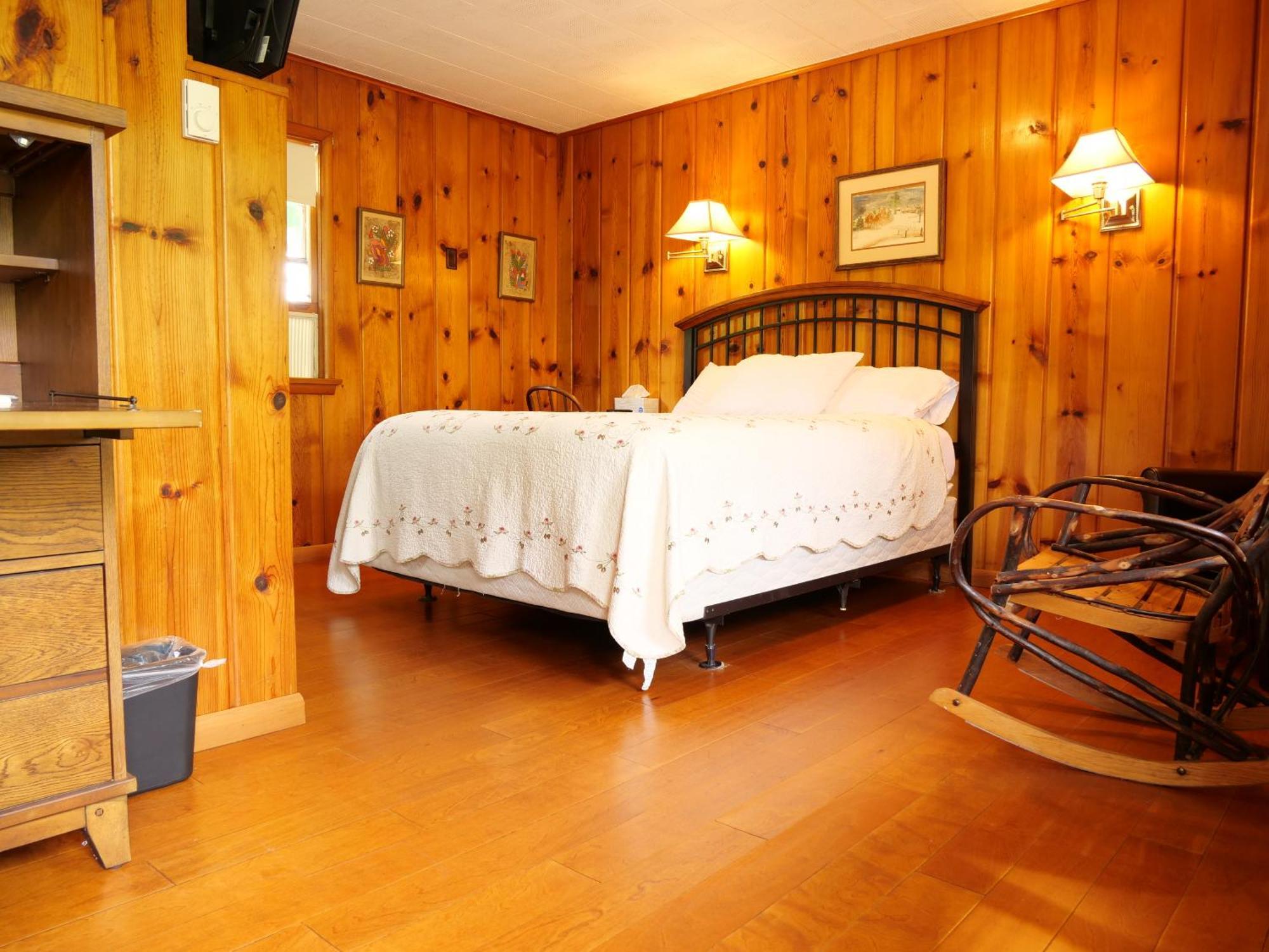 Ludington Blue Spruce Inn 객실 사진