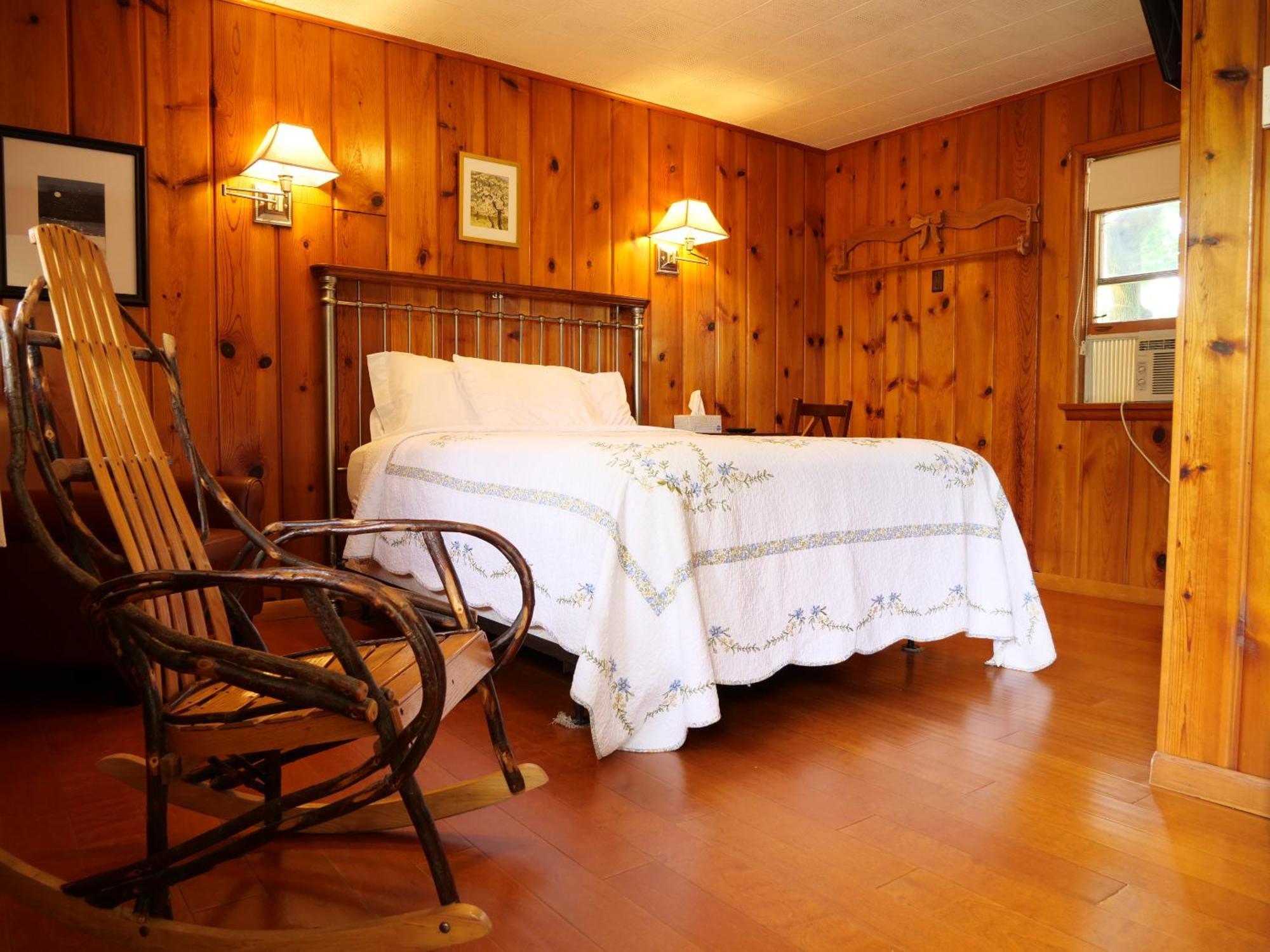 Ludington Blue Spruce Inn 객실 사진
